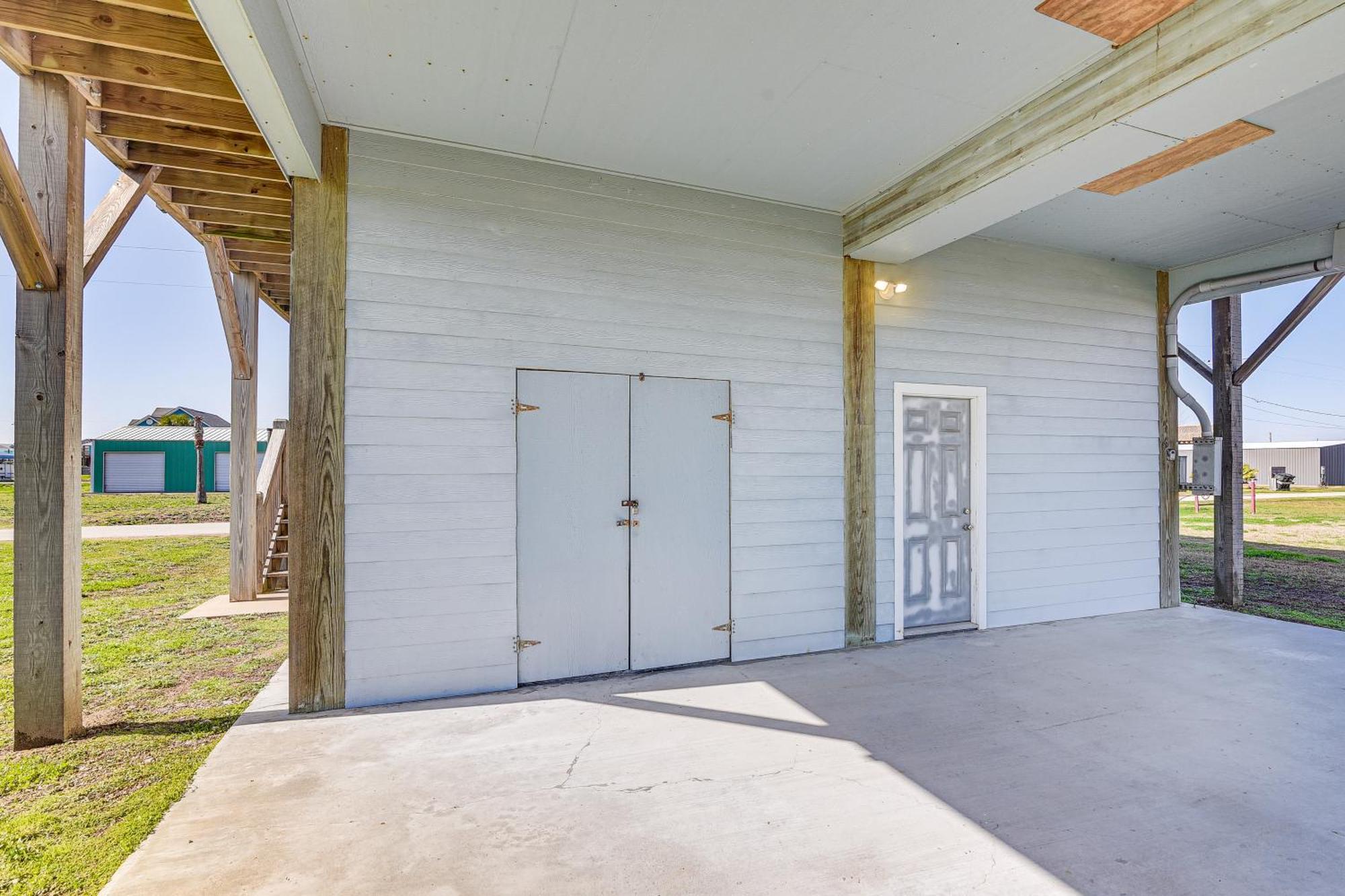 Crystal Beach Home With 2 Grills Walk To Shore! Bagian luar foto