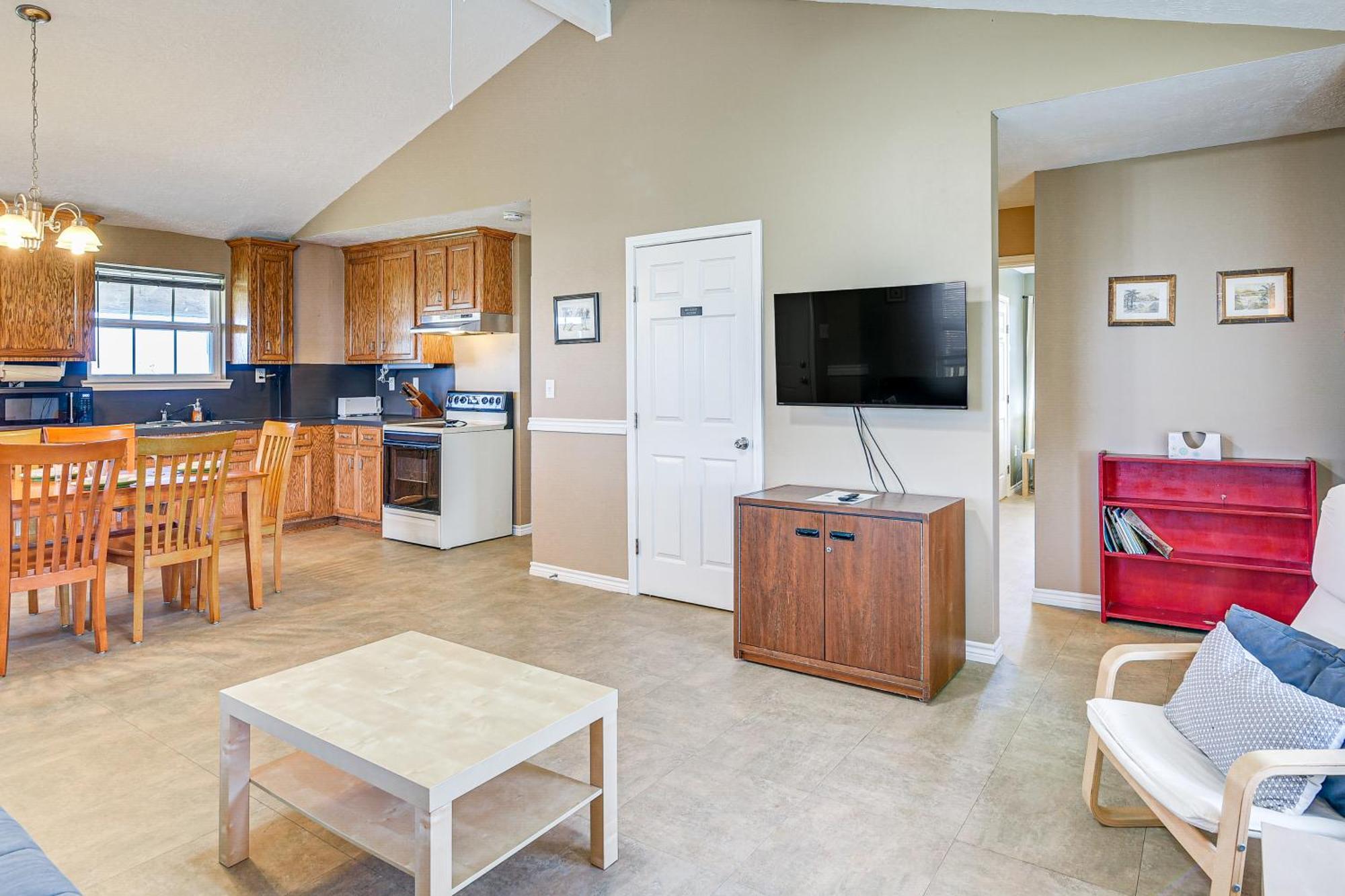 Crystal Beach Home With 2 Grills Walk To Shore! Bagian luar foto